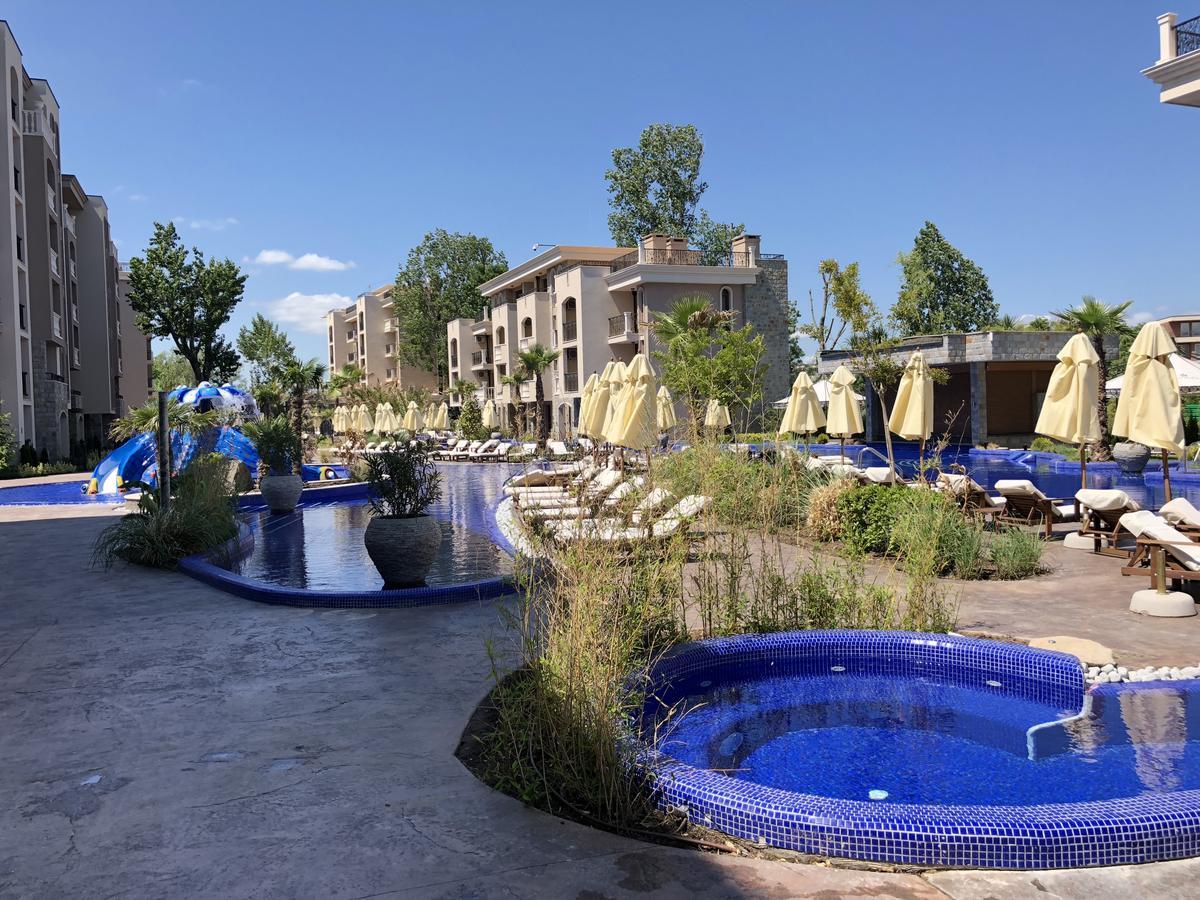 Psb Apartments In Cascadas Pantai Sunny Bagian luar foto