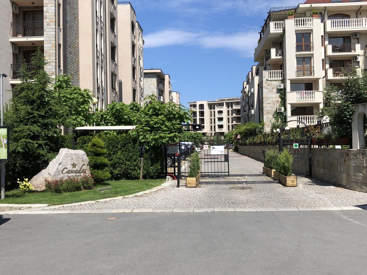 Psb Apartments In Cascadas Pantai Sunny Bagian luar foto